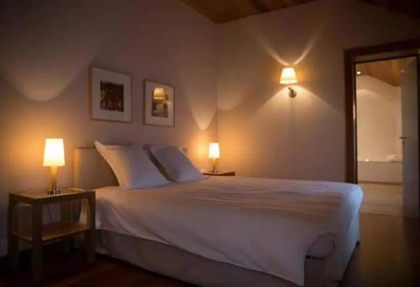 هتل Domaine Du Moulin D Eprave