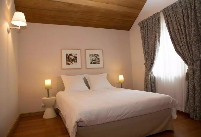 هتل Domaine Du Moulin D Eprave