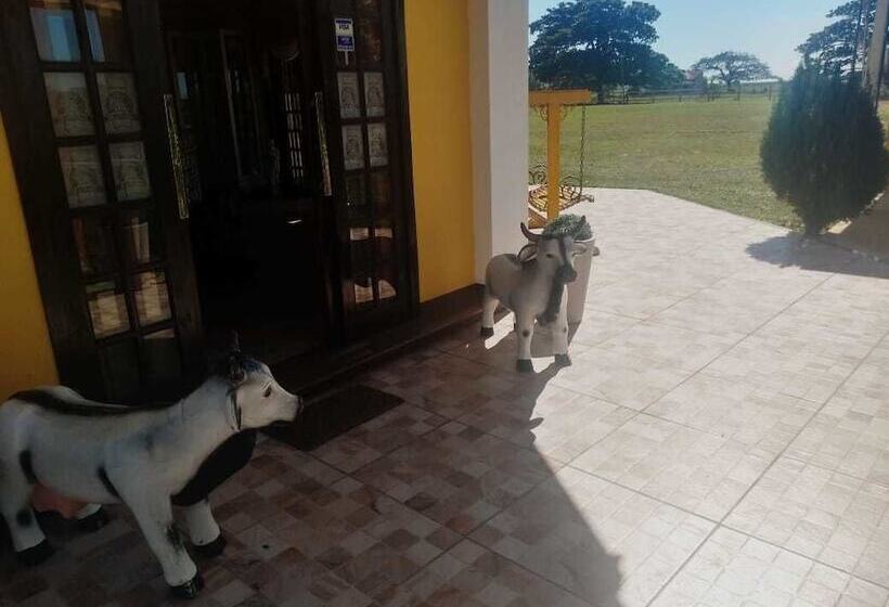 فندق Fazenda Costa Do Sol