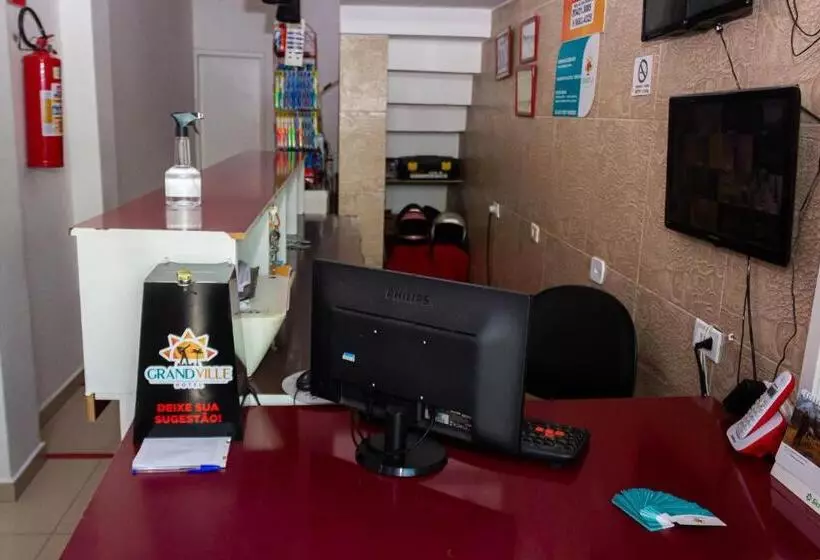 Hotelli Grandville Centro