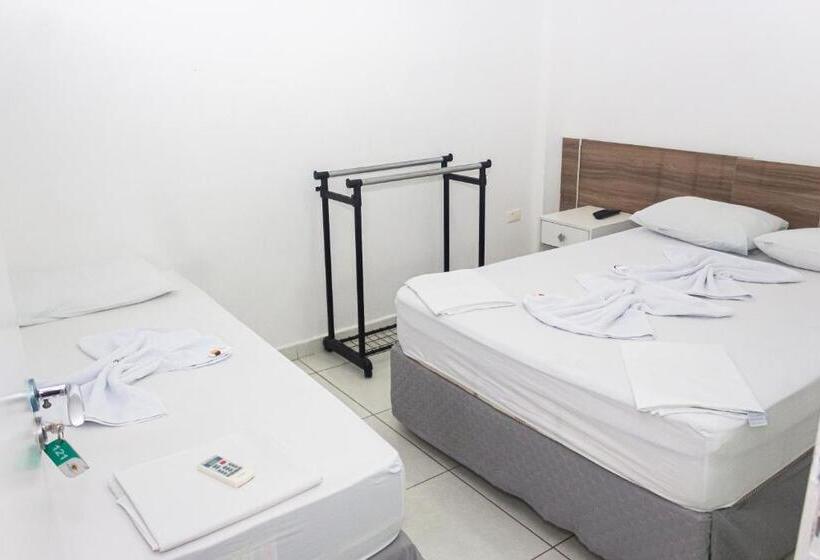 فندق Grandville Centro