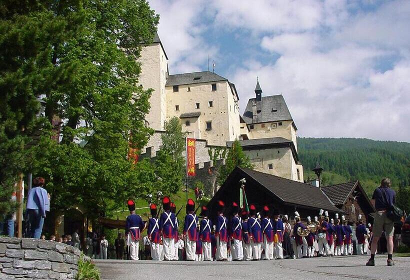 ホテル Haus Lungau