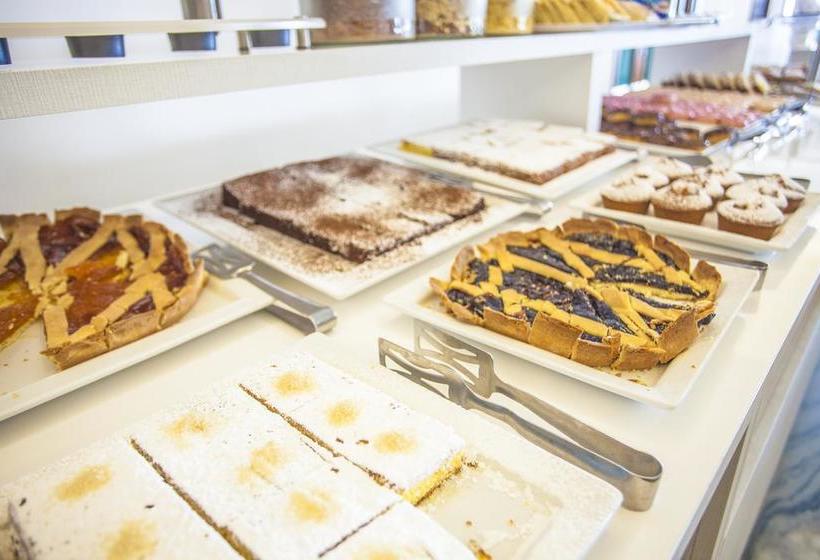 호텔 Fabilia Family Resort Milano Marittima