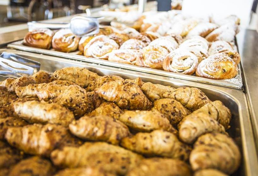 호텔 Fabilia Family Resort Milano Marittima