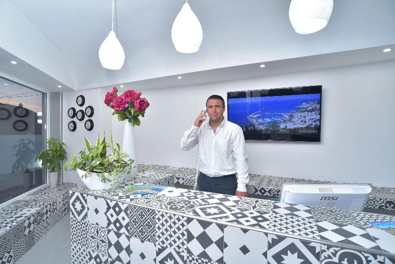 فندق Mareco Resort