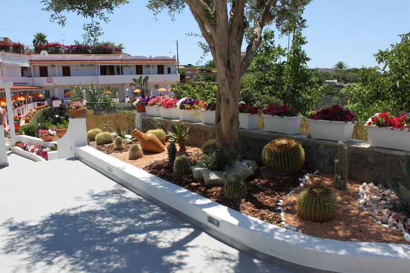 فندق Mareco Resort