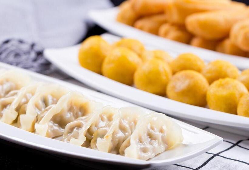 Mg Hotel St Michael S Cathedral, Qingdao