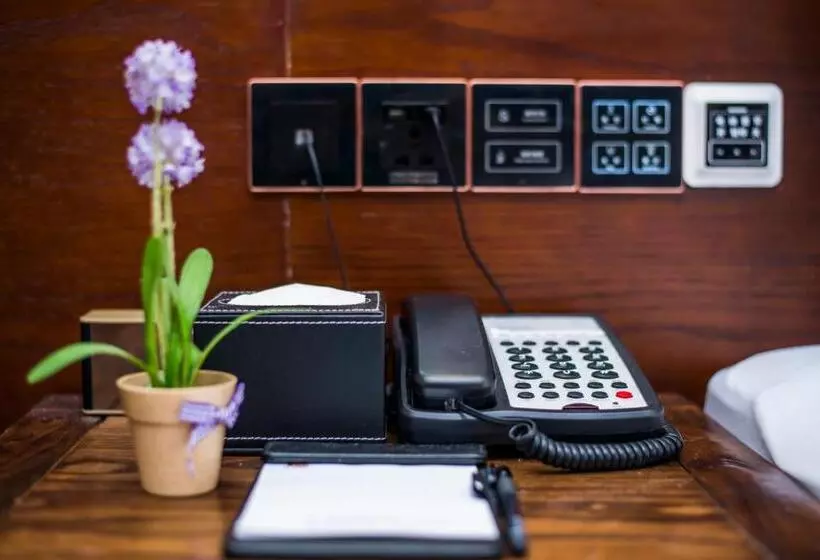 Mg Hotel St Michael S Cathedral, Qingdao