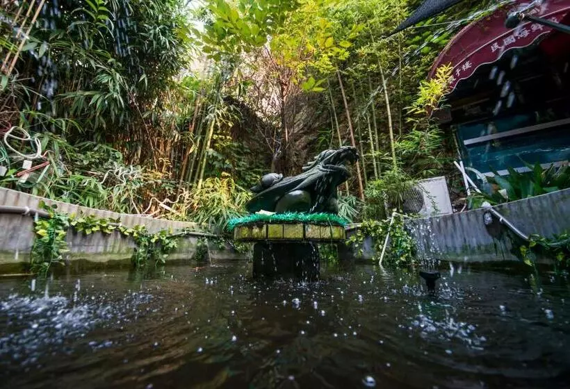 Mg Hotel St Michael S Cathedral, Qingdao