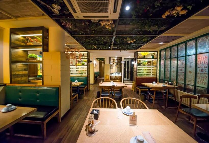 Mg Hotel St Michael S Cathedral, Qingdao