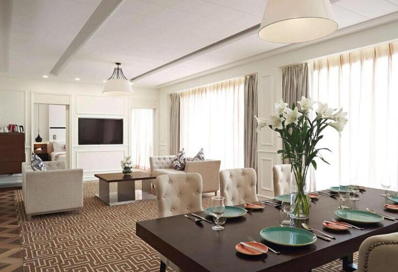 Movenpick Hotel & Convention Centre Klia