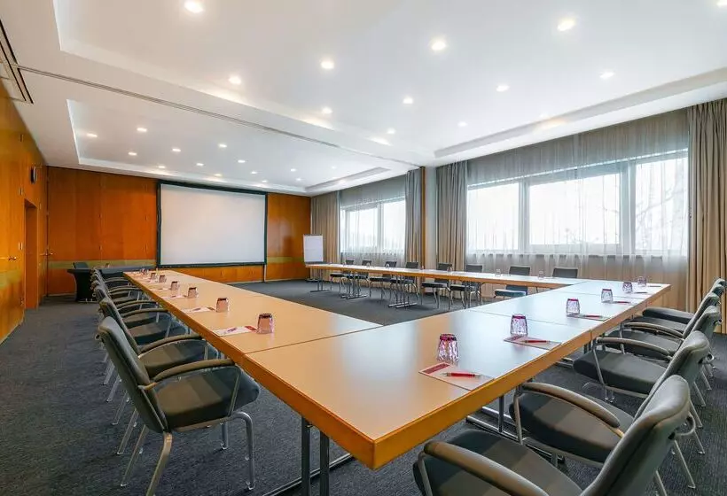 Hotelli NH Collection Prague