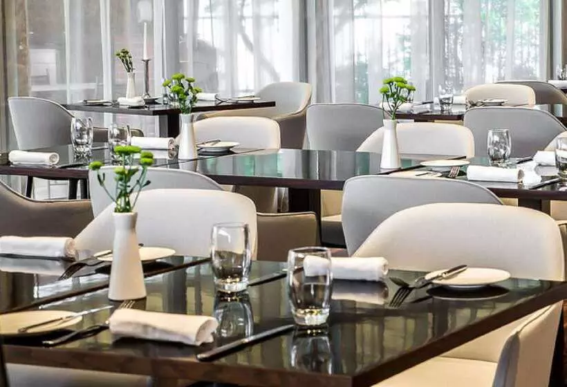 Hotelli NH Collection Prague