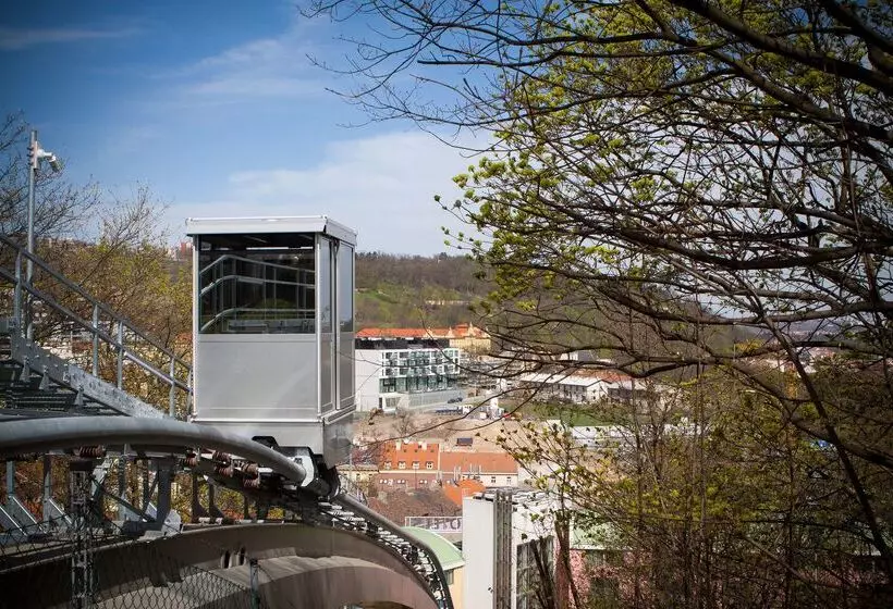 Hotelli NH Collection Prague