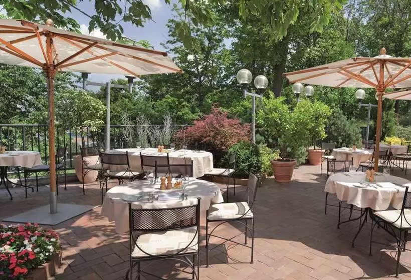 Hotelli NH Collection Prague