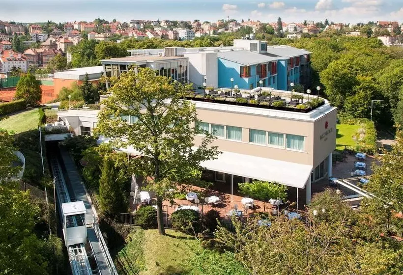 Hotelli NH Collection Prague