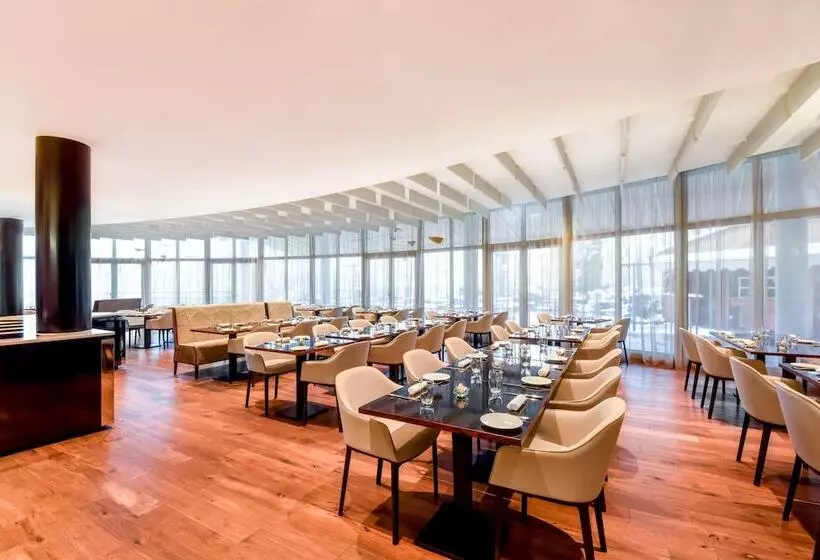 Hotelli NH Collection Prague