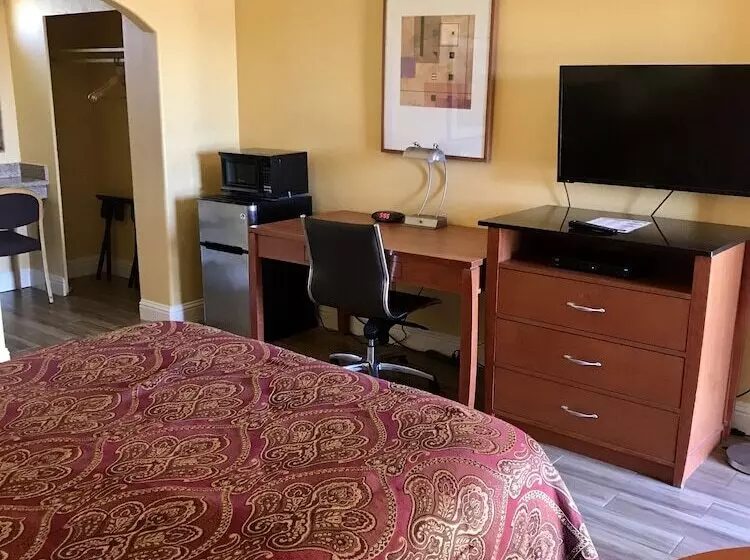 Town & Country Motel