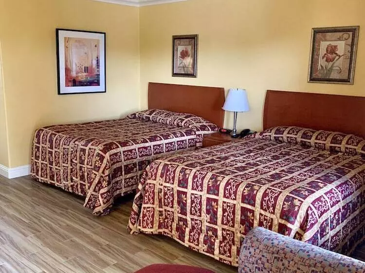 Town & Country Motel