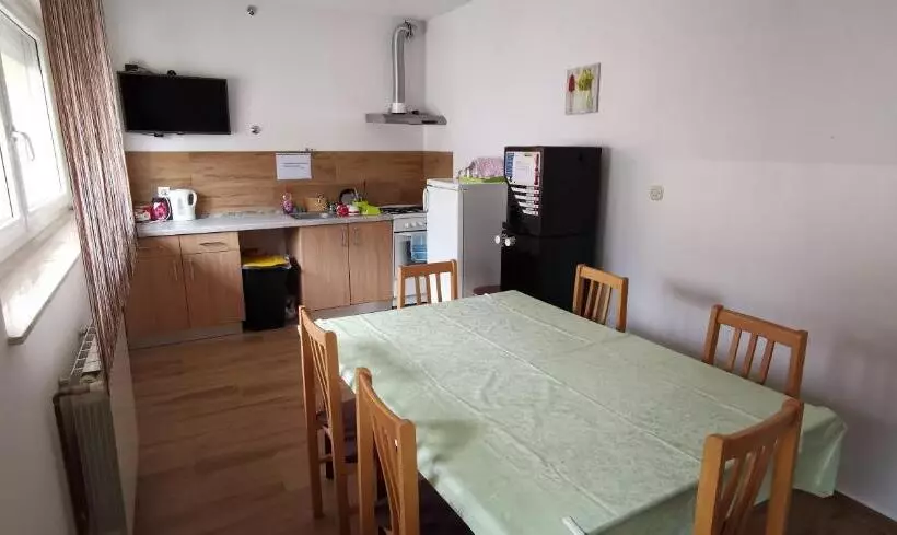 Aamiaismajoitus (B&B) Sobe Mrak