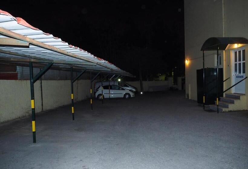 בית מלון כפרי Aegli