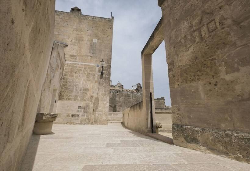 Aquatio Cave Luxury Hotel & Spa