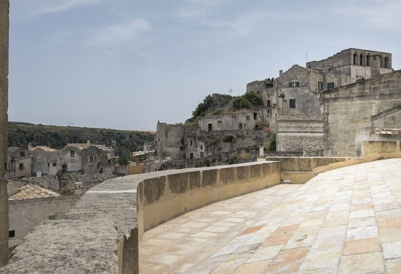 Aquatio Cave Luxury Hotel & Spa