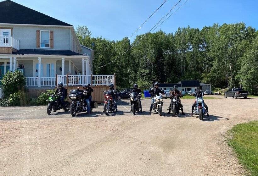 هتل Auberge Presbytere Mont Lac Vert