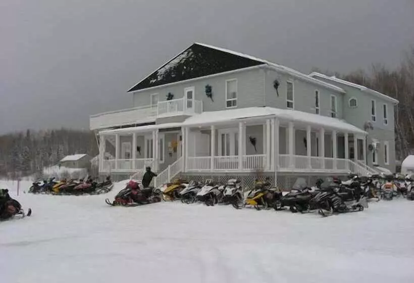 Hotelli Auberge Presbytere Mont Lac Vert