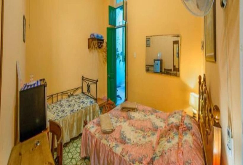 هتل Casa Colonial Tere