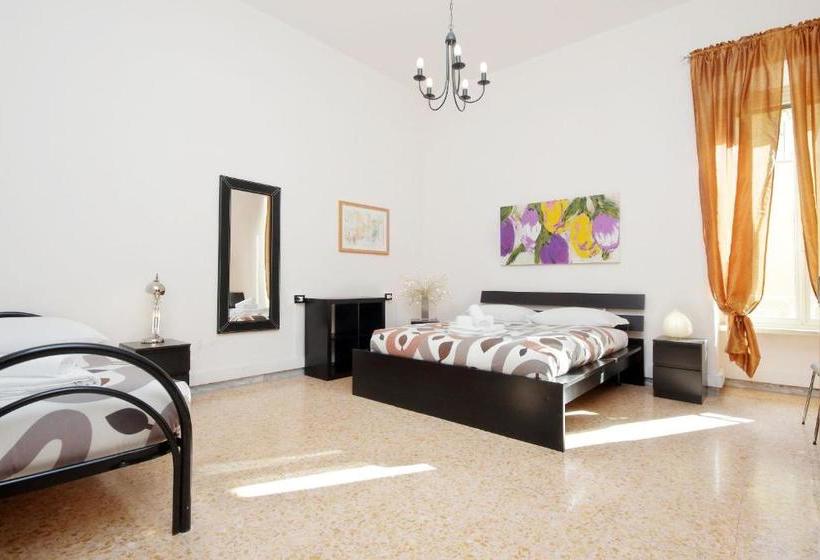 Fotos del hotel Coliseum Rooms:  13