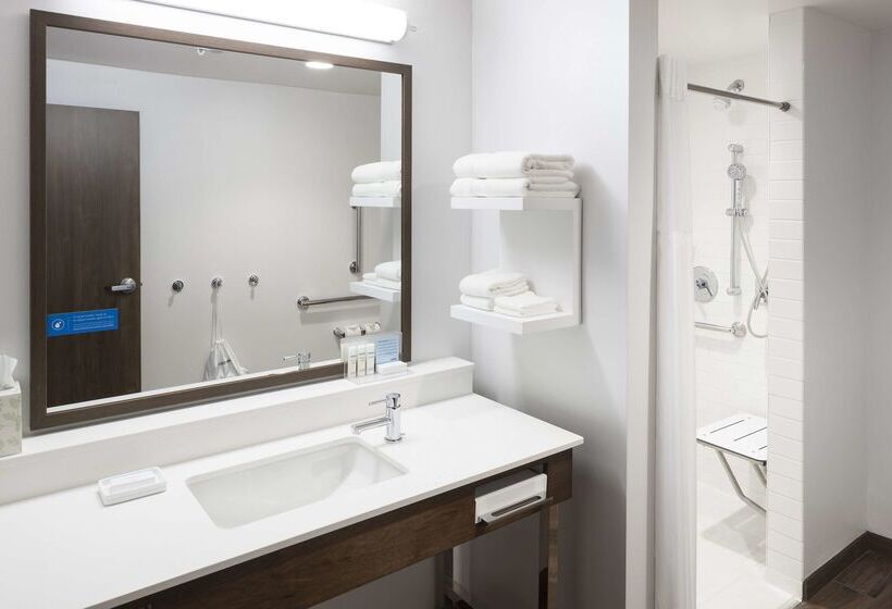 Отель Hampton Inn & Suites Phoenix Downtown