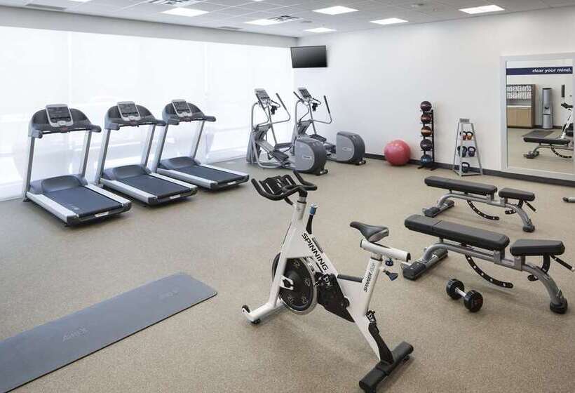 Отель Hampton Inn & Suites Phoenix Downtown