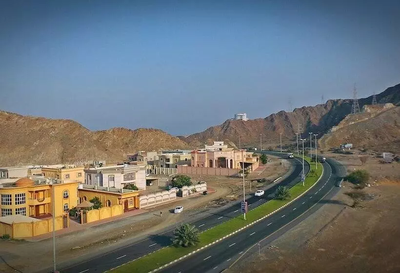 Mirage Hotel Al Aqah