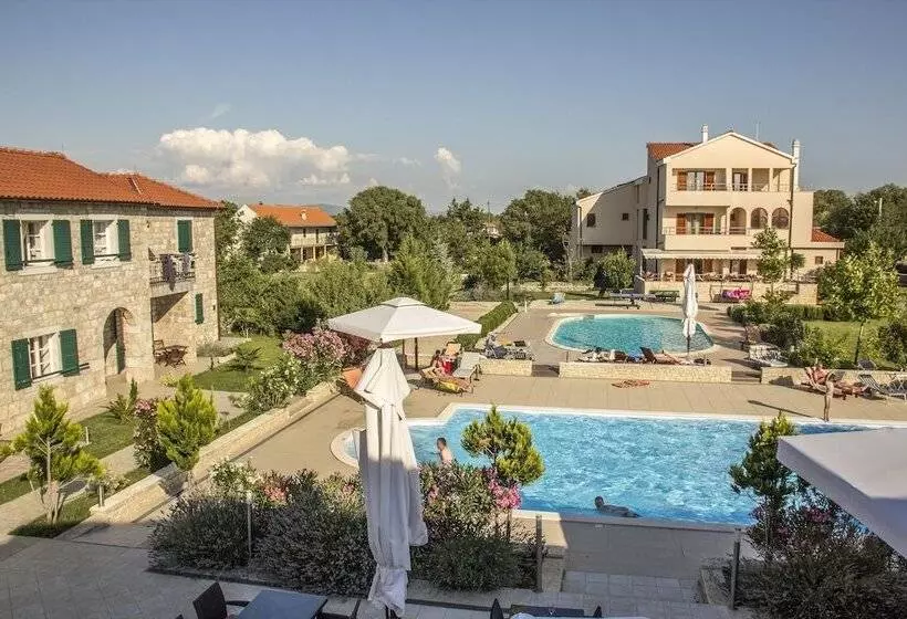 Hotelli Pansion Skelin