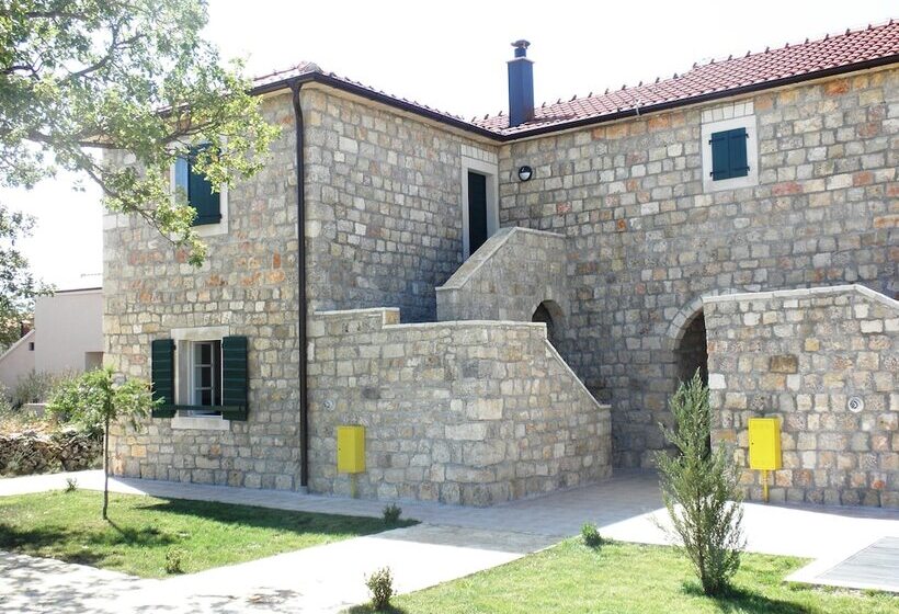 ホテル Pansion Skelin