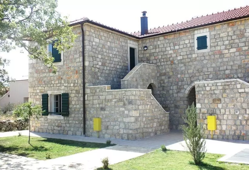 Hotelli Pansion Skelin