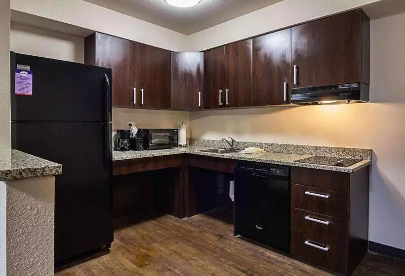 Hotelli Suburban Studios Monaca  Pittsburgh