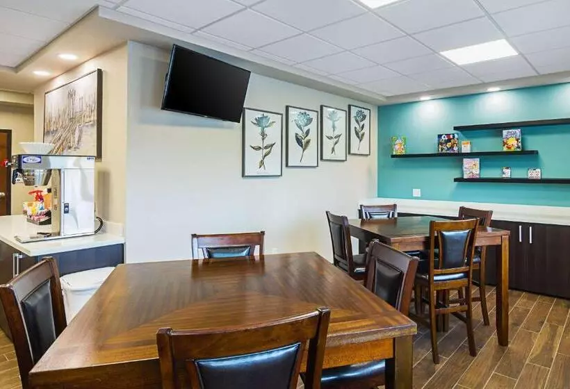 Hotelli Suburban Studios Monaca  Pittsburgh