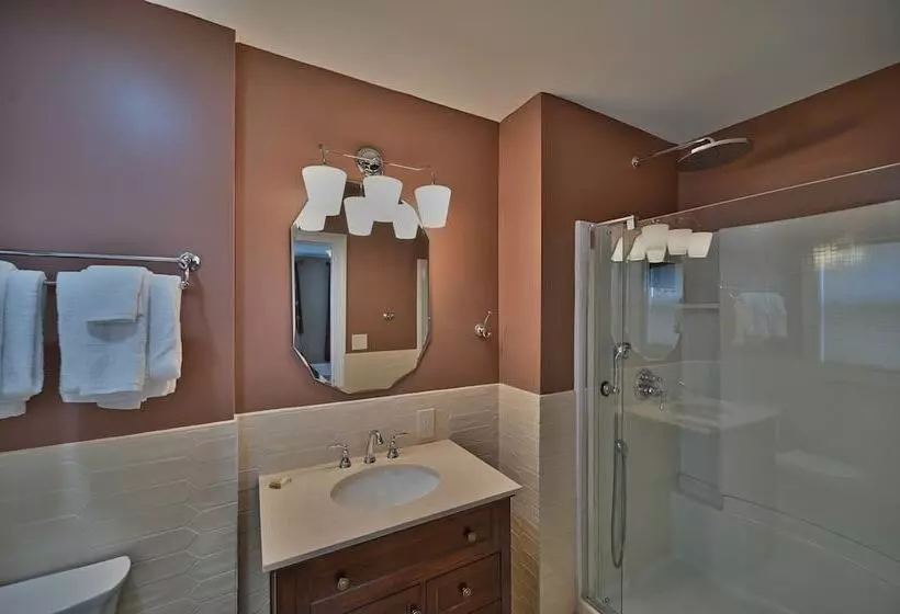 ホテル Tom Quick Inn