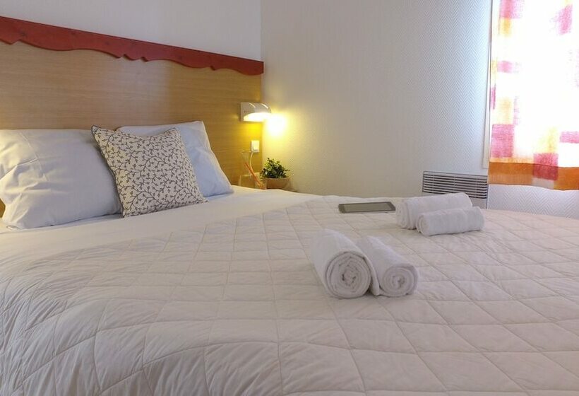 فندق Vvf Château Sur La Vienne Lac De Vassivière