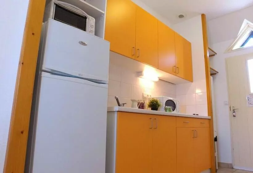 Hotelli Vvf Château Sur La Vienne Lac De Vassivière