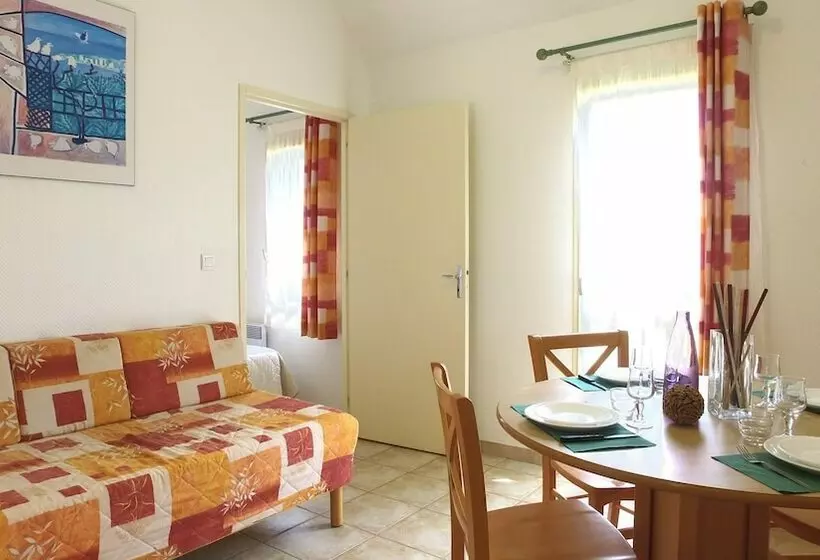 Hotelli Vvf Château Sur La Vienne Lac De Vassivière