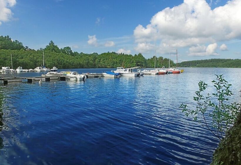 فندق Vvf Château Sur La Vienne Lac De Vassivière