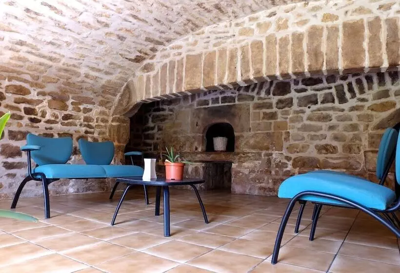 Hotelli Vvf Château Sur La Vienne Lac De Vassivière