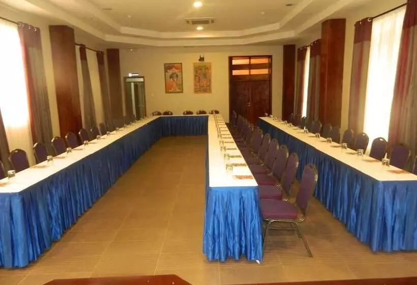 Igongo Country Hotel & Cultural Centre