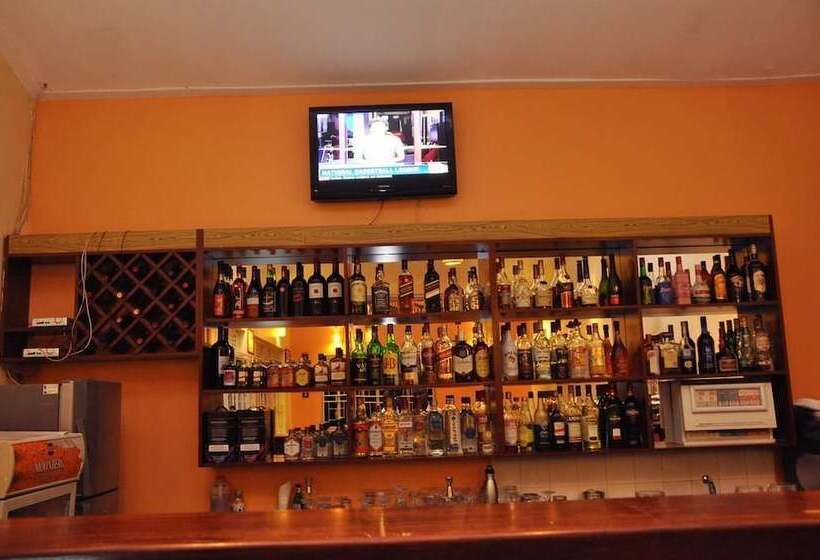 Igongo Country Hotel & Cultural Centre