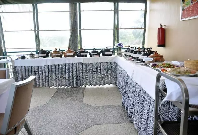 Igongo Country Hotel & Cultural Centre