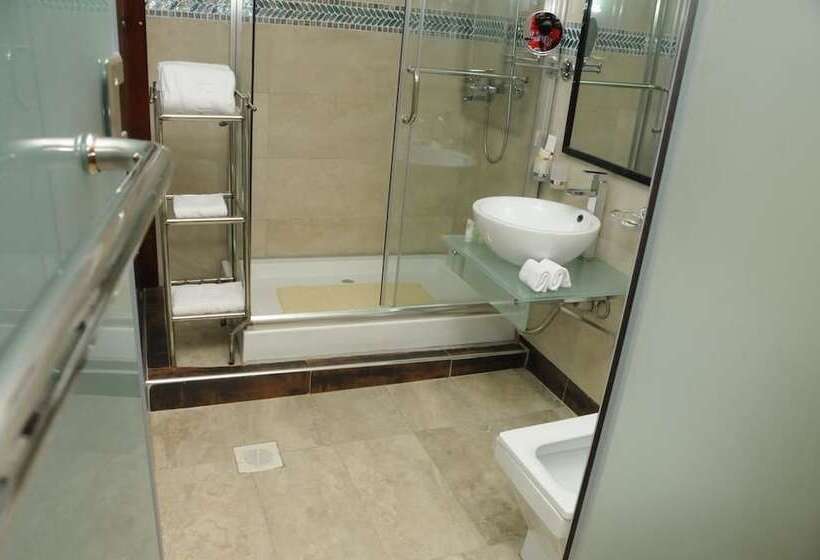 Igongo Country Hotel & Cultural Centre