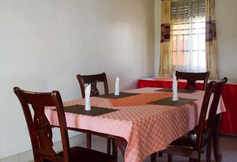 Marphie Hotel Rukungiri
